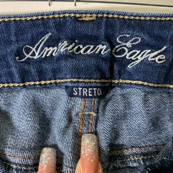 American Eagle Favorite Boyfriend Jeans - Picture 1 of 6